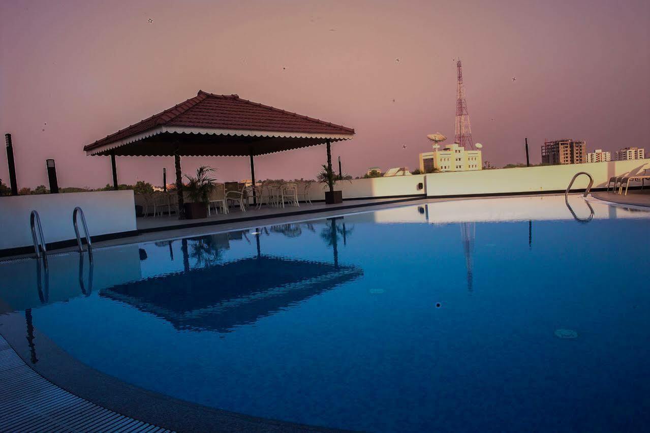 Park Connect Hotel Kochi Kültér fotó